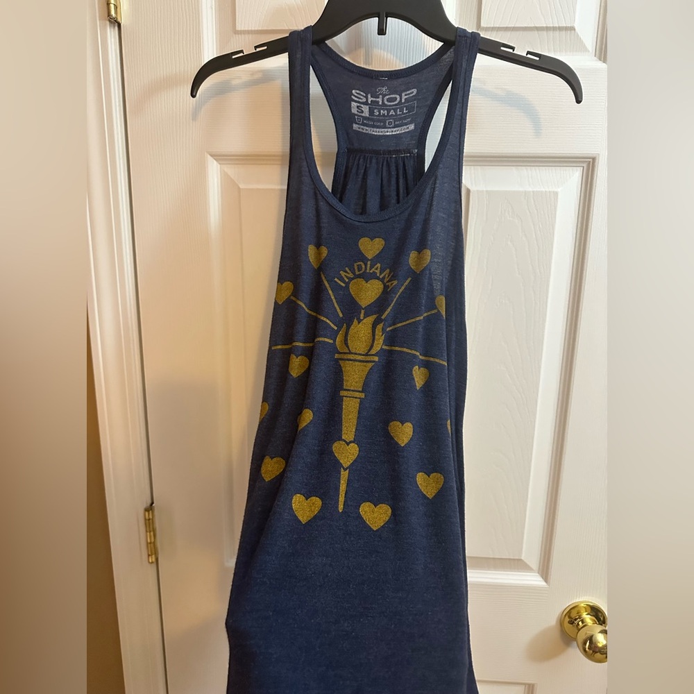 ❤️ Indiana Torch and Hearts Loose Tank Top Size Small